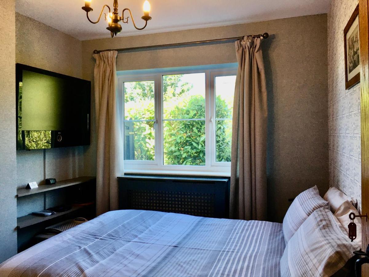 Woodbriar Bed and Breakfast Penmaen-mawr Exteriör bild