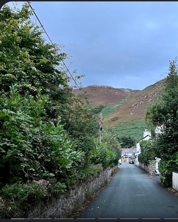 Woodbriar Bed and Breakfast Penmaen-mawr Exteriör bild